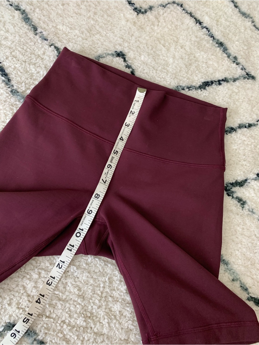 lululemon athletica Wunder Train High-Rise Maroon 8” Bike Shorts Cassis purple 6 - Picture 8 of 9